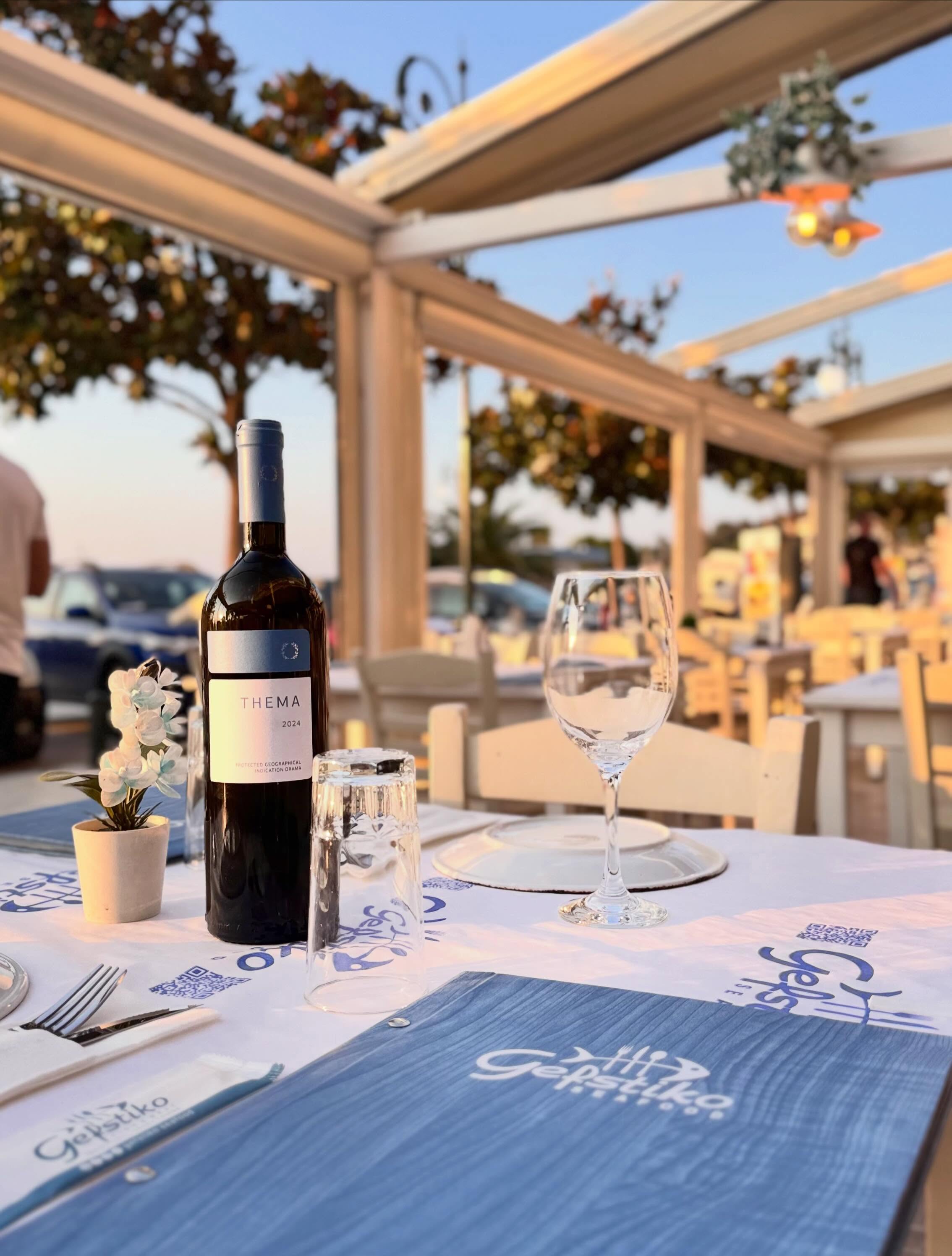 Evening table setting at Gefstiko by the Limenas harbour